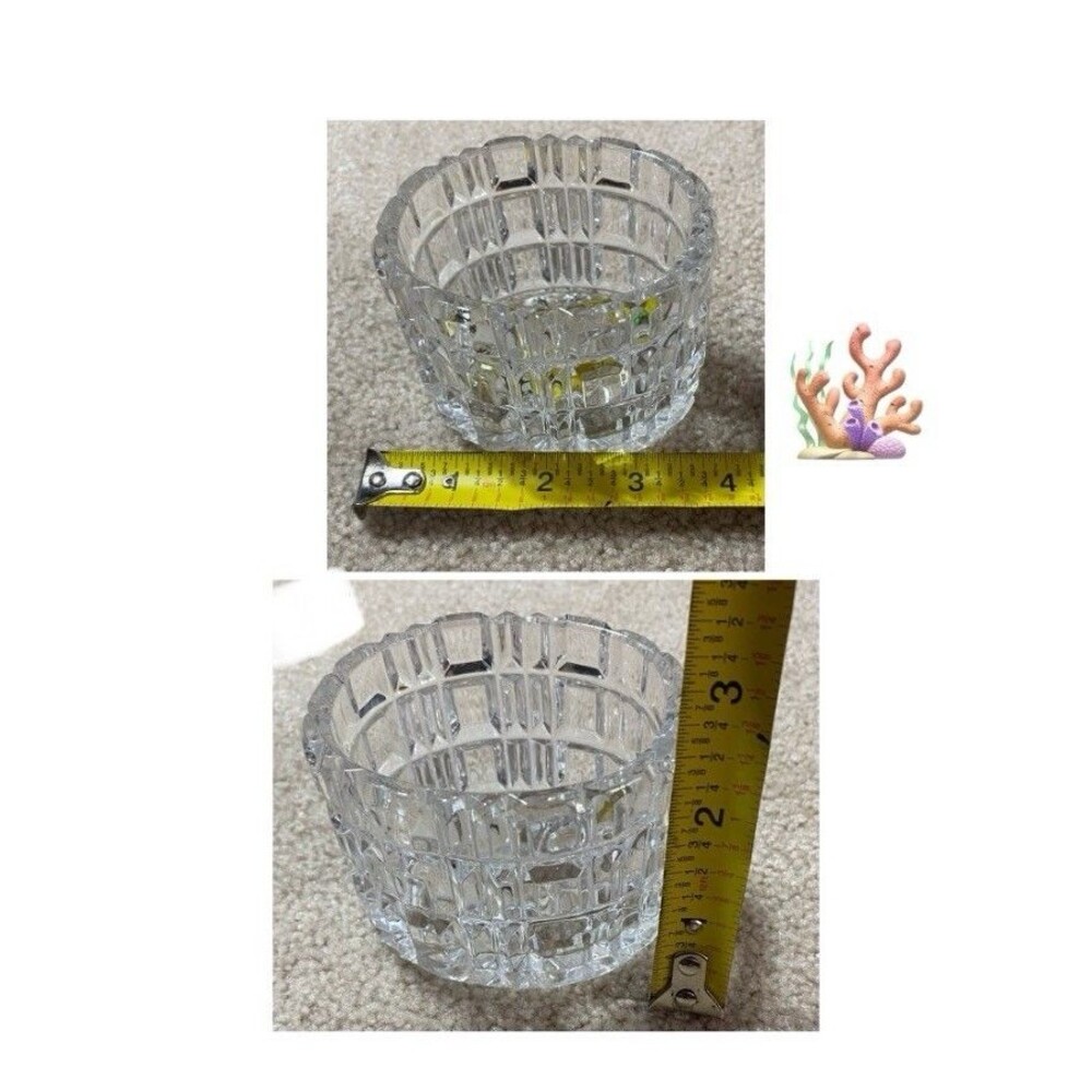 Vintage Pressed Glass Trinket Dish – Starburst Pattern – Small Candy Bowl Decor